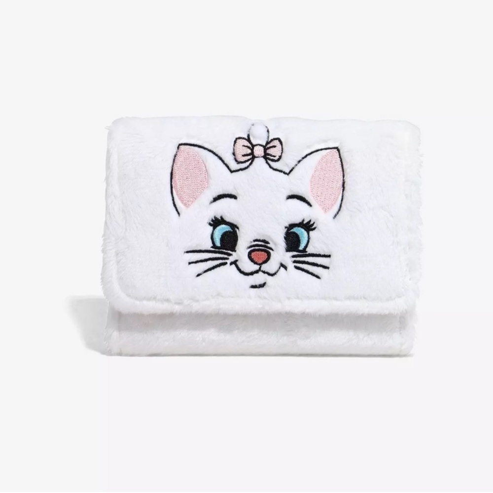 Loungefly X Disney White and Pink Cat Face Wallet NWT Aristacats.